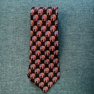 Museum Artifacts All Silk Patriotic Men’s Tie-56” Long